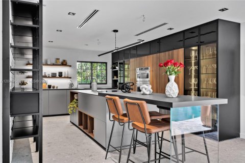 Casa en venta en Fort Lauderdale, Florida, 5 dormitorios, 214.51 m2 № 2281567 - foto 11