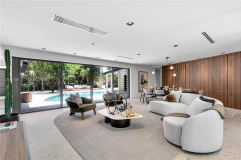Casa en venta en Fort Lauderdale, Florida, 5 dormitorios, 214.51 m2 № 2281567 - foto 2