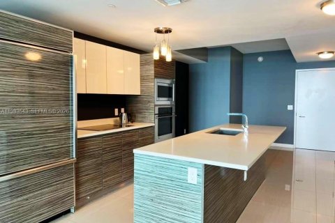 Купить кондоминиум в Майами, Флорида 2 спальни, 101.73м2, № 2048080 - фото 18