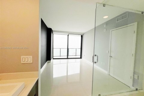 Купить кондоминиум в Майами, Флорида 2 спальни, 101.73м2, № 2048080 - фото 27