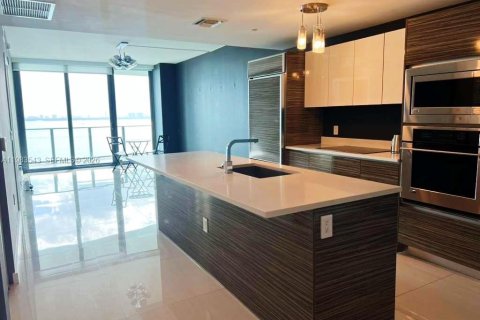 Купить кондоминиум в Майами, Флорида 2 спальни, 101.73м2, № 2048080 - фото 20