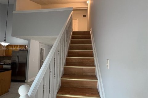 Купить таунхаус в Лодерхилл, Флорида 3 спальни, 78.87м2, № 1925049 - фото 12