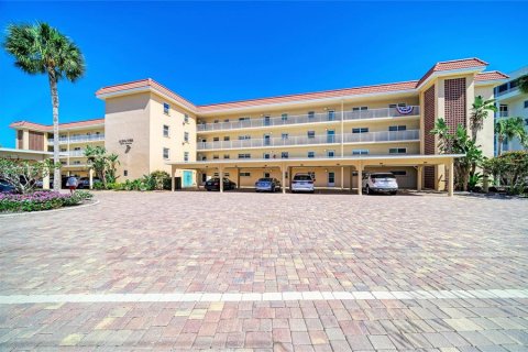Condo in Sarasota, Florida, 1 bedroom № 2151805 - photo 8