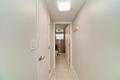 Condo in Sarasota, Florida, 1 bedroom № 2151805 - photo 30