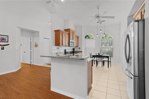 House in Ocala, Florida 3 bedrooms, 147.99 sq.m. № 1793915 - photo 10