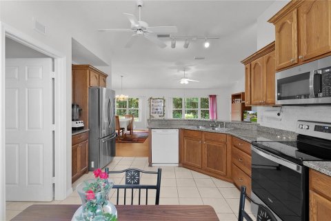 House in Ocala, Florida 3 bedrooms, 147.99 sq.m. № 1793915 - photo 12