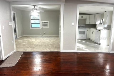 Casa en alquiler en Clermont, Florida, 2 dormitorios, 103.12 m2 № 2167760 - foto 3