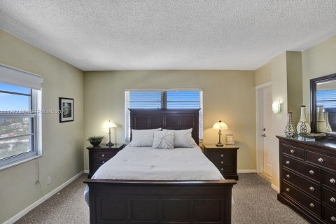 Condominio en venta en Lauderdale-by-the-Sea, Florida, 2 dormitorios, 99.41 m2 № 2033385 - foto 21