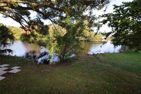 Condo in Orlando, Florida, 1 bedroom  № 2379770 - photo 4