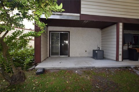 Condo in Orlando, Florida, 1 bedroom  № 2379770 - photo 2