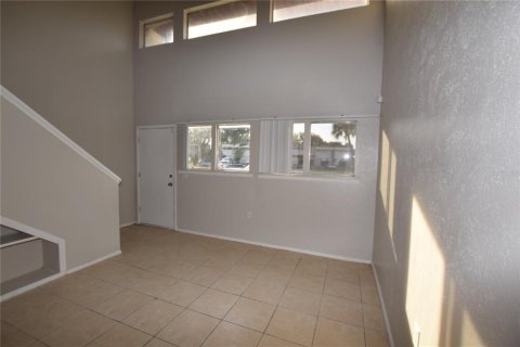 Condo in Orlando, Florida, 1 bedroom  № 2379770 - photo 7