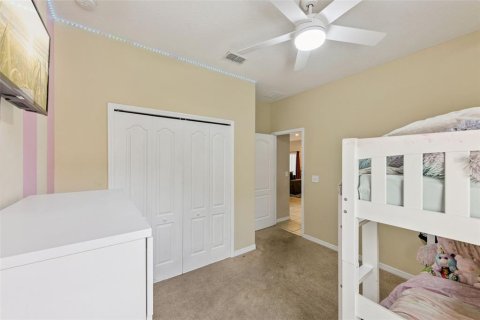 House in Apopka, Florida 3 bedrooms, 178.37 sq.m. № 2106836 - photo 25