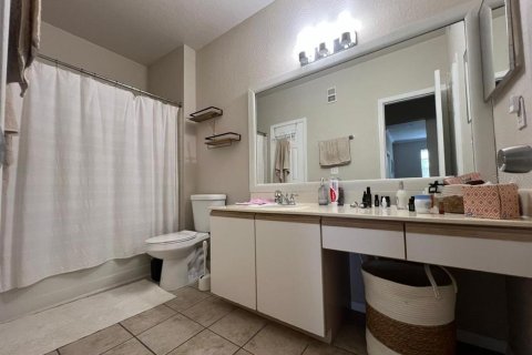 Condo in Orlando, Florida, 1 bedroom  № 2202822 - photo 6