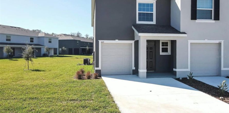 Adosado en Wesley Chapel, Florida 3 dormitorios, 163.32 m2 № 1875897