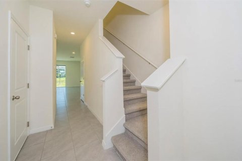 Adosado en alquiler en Wesley Chapel, Florida, 3 dormitorios, 163.32 m2 № 1875897 - foto 2