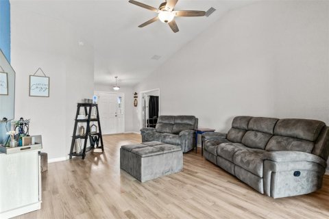 House in Bartow, Florida 3 bedrooms, 176.89 sq.m. № 1775038 - photo 6