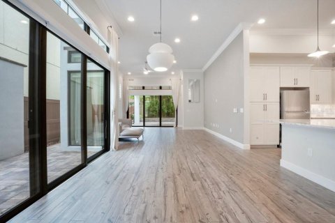 Villa ou maison à vendre à Orlando, Floride: 4 chambres, 363.34 m2 № 2151361 - photo 4