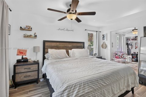 Casa en venta en Sunrise, Florida, 4 dormitorios, 182.09 m2 № 2247287 - foto 19