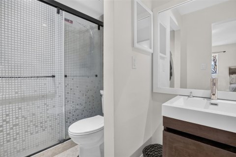 Casa en venta en Sunrise, Florida, 4 dormitorios, 182.09 m2 № 2247287 - foto 24