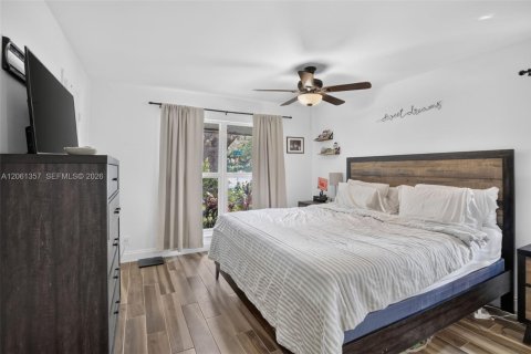Casa en venta en Sunrise, Florida, 4 dormitorios, 182.09 m2 № 2247287 - foto 18
