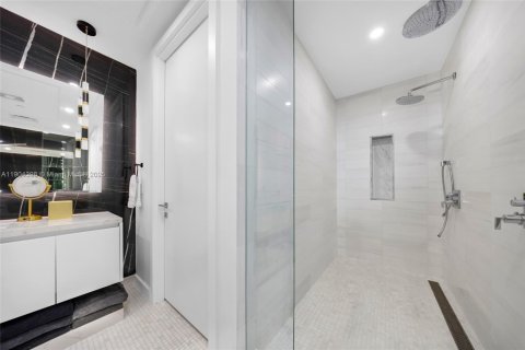 Copropriété à louer à Miami, Floride: 3 chambres, 198.9 m2 № 1965865 - photo 26