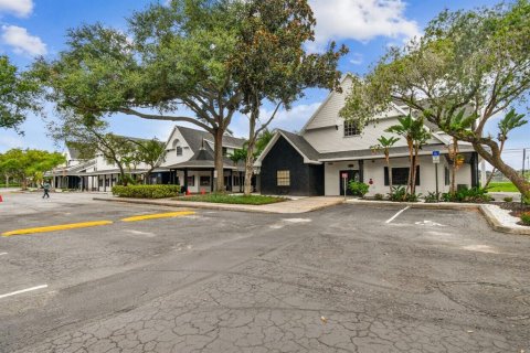 Immobilier commercial à louer à Largo, Floride: 3396.88 m2 № 2415269 - photo 14