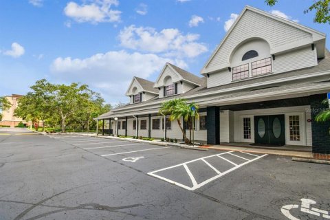 Immobilier commercial à louer à Largo, Floride: 3396.88 m2 № 2415269 - photo 15