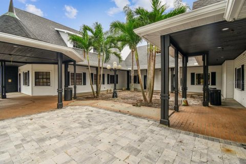 Immobilier commercial à louer à Largo, Floride: 3396.88 m2 № 2415269 - photo 9