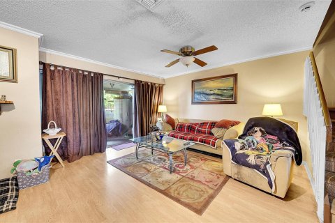Condo in Deerfield Beach, Florida, 2 bedrooms  № 2173151 - photo 14