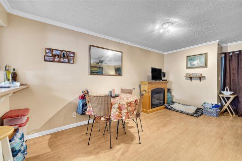 Condo in Deerfield Beach, Florida, 2 bedrooms  № 2173151 - photo 12