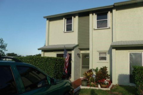 Condo in Deerfield Beach, Florida, 2 bedrooms № 2173151
