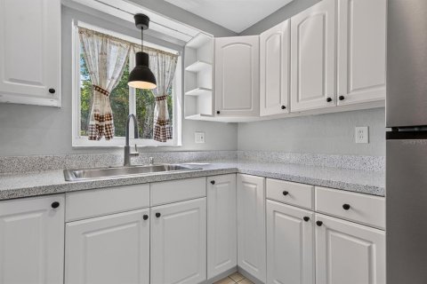 Casa en venta en Saint Petersburg, Florida, 3 dormitorios, 118.91 m2 № 2386663 - foto 15