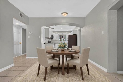Casa en venta en Saint Petersburg, Florida, 3 dormitorios, 118.91 m2 № 2386663 - foto 8