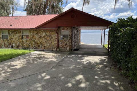 Villa ou maison à louer à Melrose, Floride: 1 chambre, 102.19 m2 № 875701 - photo 1