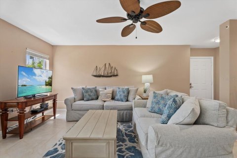 Condo in Sarasota, Florida, 2 bedrooms  № 2095142 - photo 15