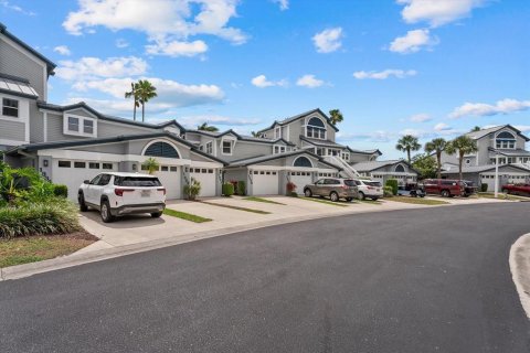 Condo in Sarasota, Florida, 2 bedrooms  № 2095142 - photo 4