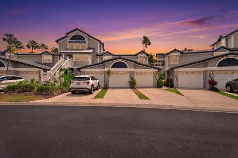 Condo in Sarasota, Florida, 2 bedrooms  № 2095142 - photo 2