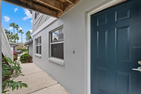 Condo in Sarasota, Florida, 2 bedrooms  № 2095142 - photo 10