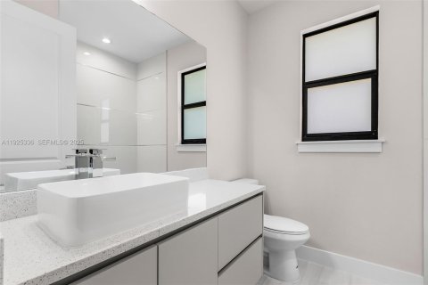 Casa en venta en Naples, Florida, 3 dormitorios, 141.12 m2 № 1983884 - foto 15