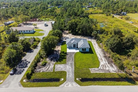 Casa en venta en Naples, Florida, 3 dormitorios, 141.12 m2 № 1983884 - foto 2