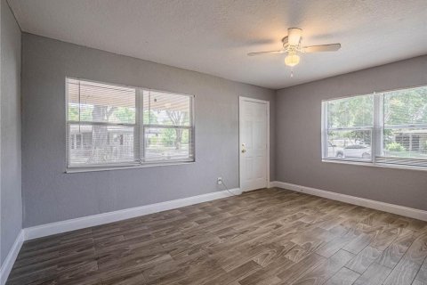 Casa en alquiler en Winter Haven, Florida, 3 dormitorios, 135.27 m2 № 2117094 - foto 3