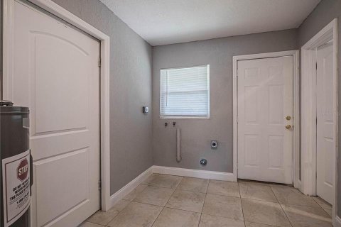 Casa en alquiler en Winter Haven, Florida, 3 dormitorios, 135.27 m2 № 2117094 - foto 18