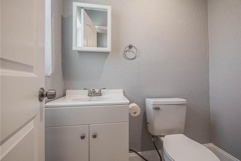 Casa en alquiler en Winter Haven, Florida, 3 dormitorios, 135.27 m2 № 2117094 - foto 16