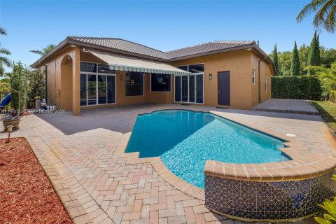 House in Miramar, Florida 4 bedrooms, 254.55 sq.m. № 2023678 - photo 28