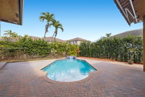 House in Miramar, Florida 4 bedrooms, 254.55 sq.m. № 2023678 - photo 26