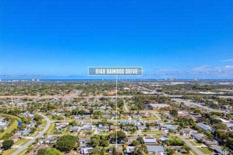 House in Palm Beach Gardens, Florida 3 bedrooms, 85.28 sq.m. № 1970416 - photo 29