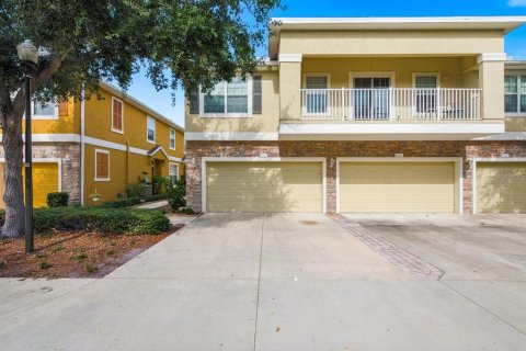 Adosado en Tampa, Florida 3 dormitorios, 164.99 m2 № 2107889