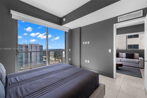 Condominio en venta en Miami, Florida, 1 dormitorio, 53.05 m2 № 2002474 - foto 21