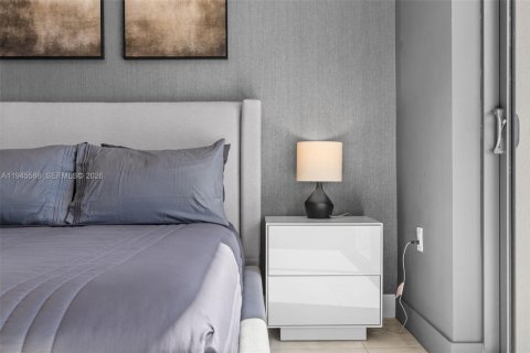 Condominio en venta en Miami, Florida, 1 dormitorio, 53.05 m2 № 2002474 - foto 24