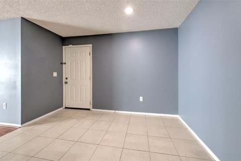 Condo in Tampa, Florida, 1 bedroom № 2102177 - photo 5